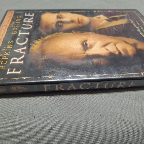 Fracture DVD. Sealed. - Picture 2 of 3